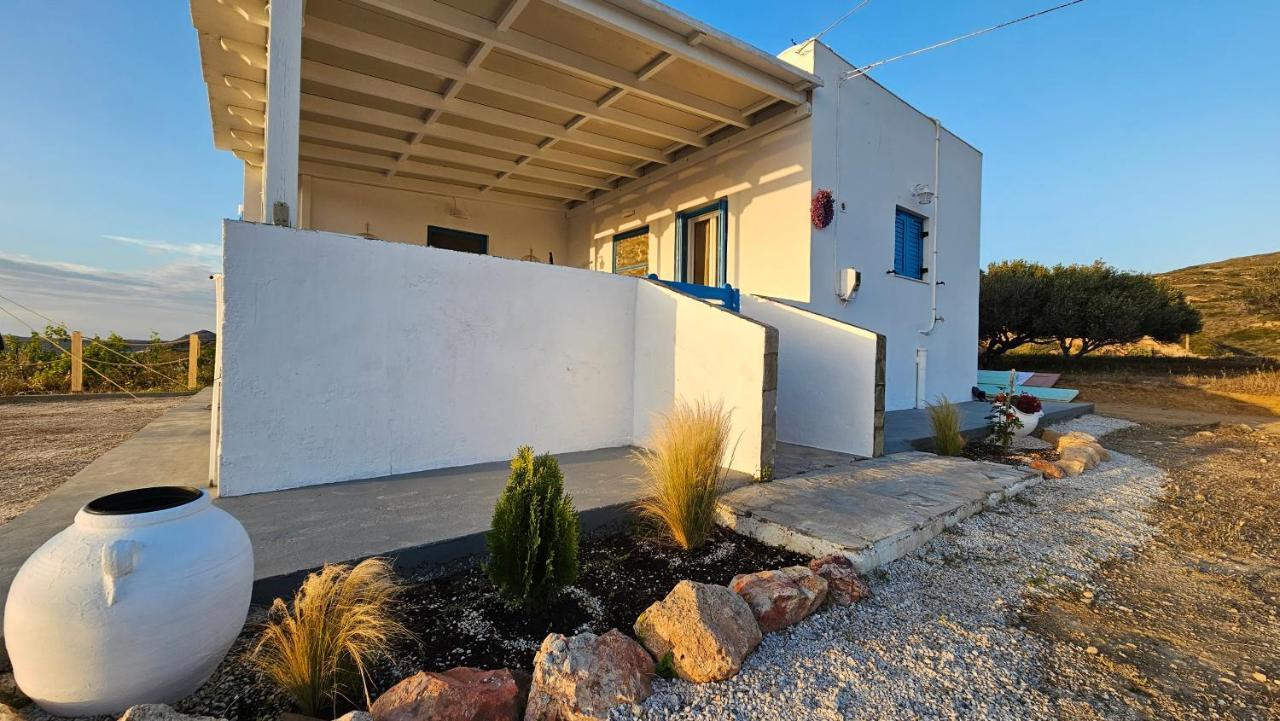 Bayview Villa With Jaccuzi - Milos Zefiria ภายนอก รูปภาพ