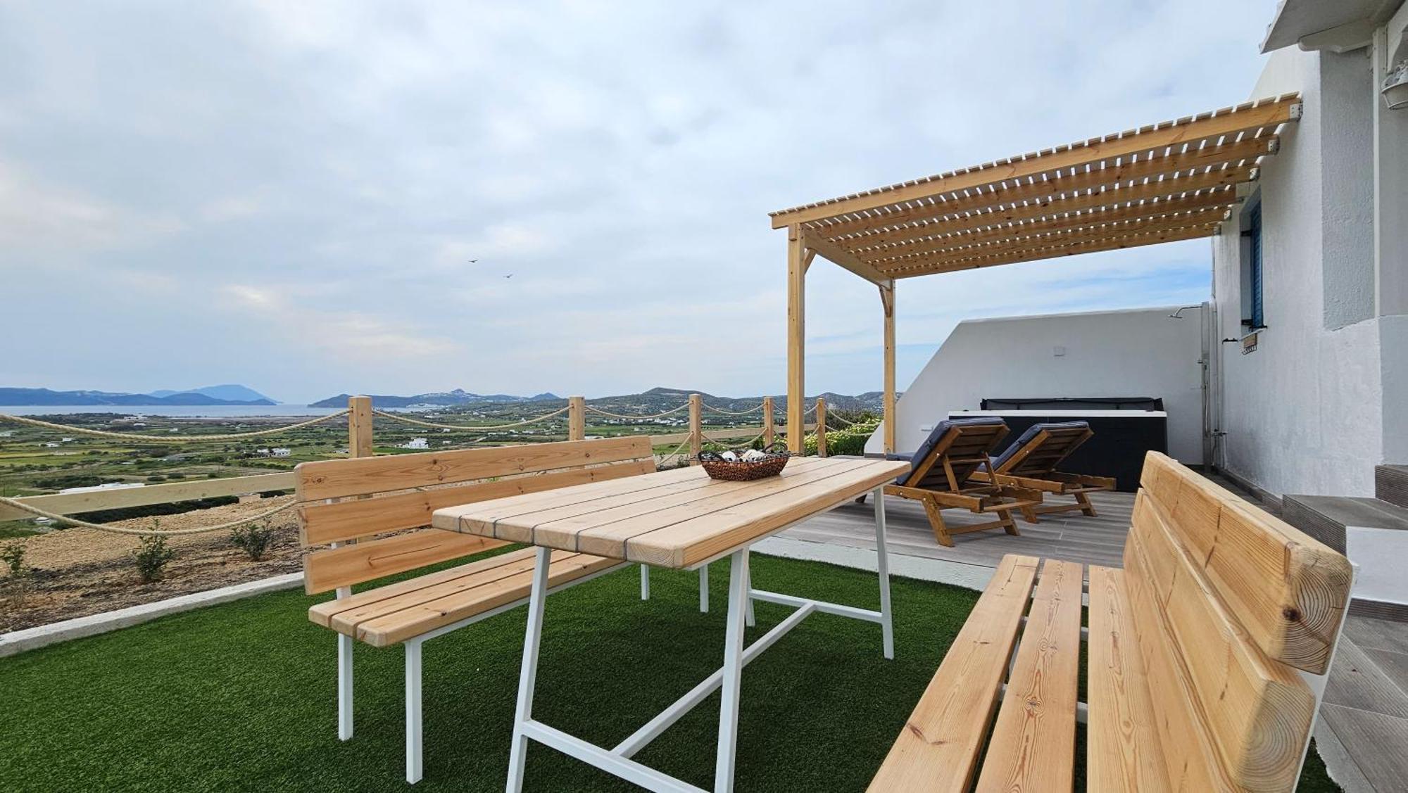 Bayview Villa With Jaccuzi - Milos Zefiria ภายนอก รูปภาพ